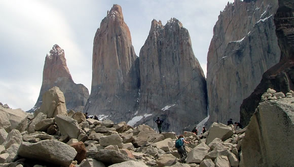  En desarrollo.Se investiga muerte de joven quien escalaba la Torre Norte en el Paine