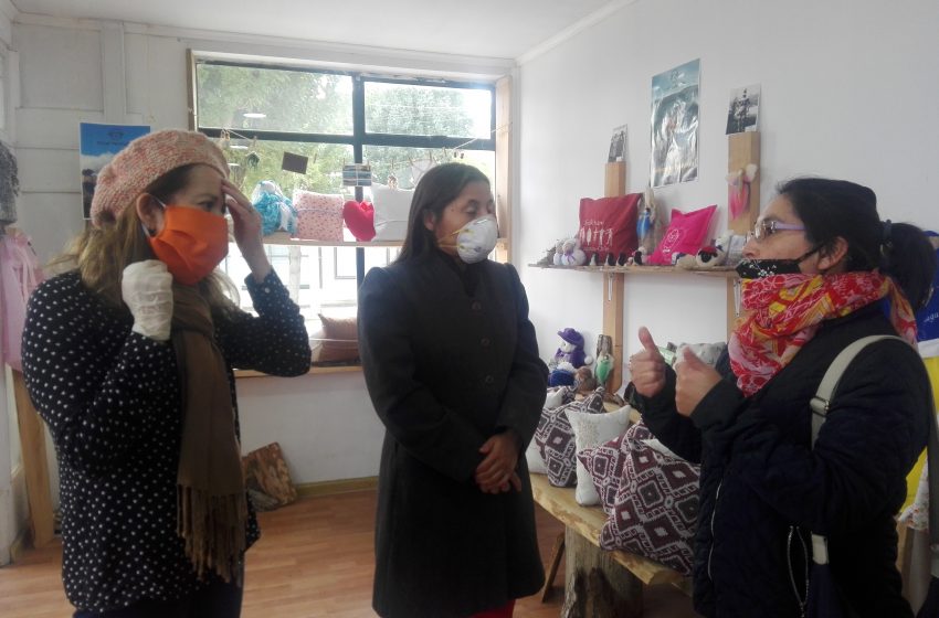  Iniciativa de Schaf Patagonia y mujeres de Dorotea entregará 1.000 mascarillas gratis