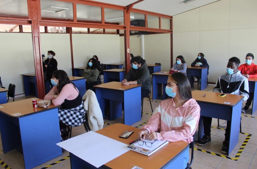  Liceo Gabriela Mistral de Puerto Natales reinició clases presenciales
