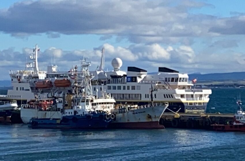  Empresa Portuaria Austral informa arribo crucero National Geographic Explorer