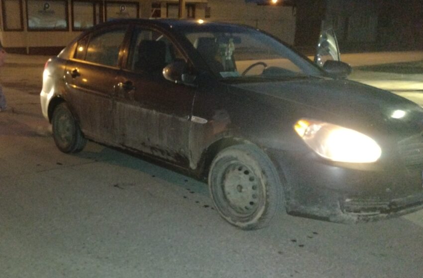  Policiales. Sin lesiones resultó una joven que se lanzó en contra de un vehículo en calle Bulnes