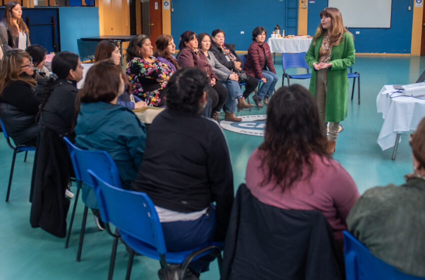  Encuentro comunal del Programa Mujeres Jefas de Hogar planteó desafíos para el 2023