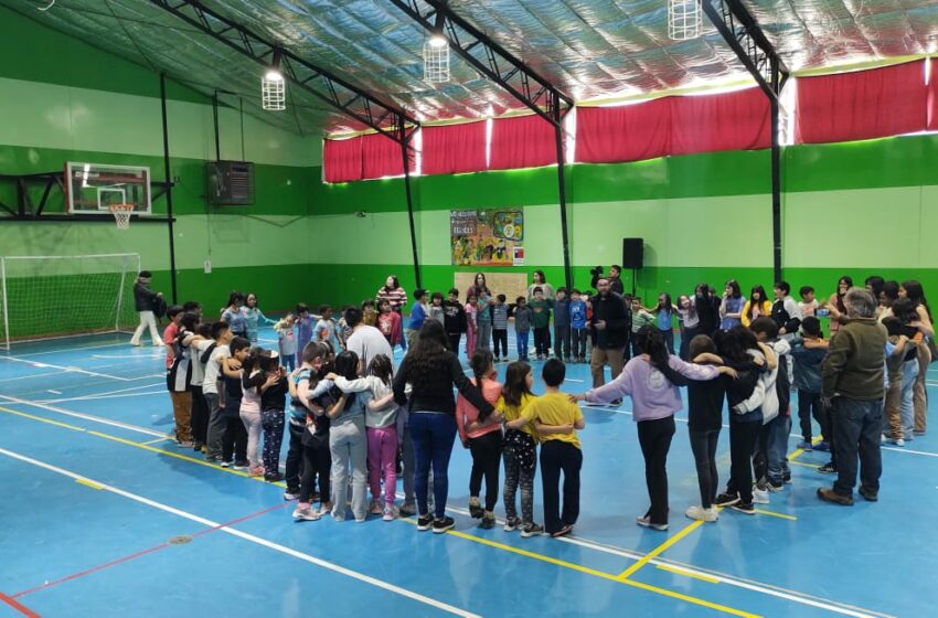 SE REALIZÓ LANZAMIENTO OFICIAL DE LA CAMPAÑA DE VERANO CUIDARSE ESTA DE MODA DEL PROGRAMA SENDA PREVIENE EN LA COMUNA DE NATALES