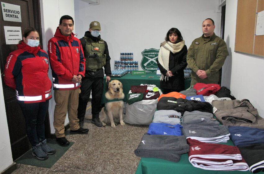 OS-7 de Carabineros y Aduana realizaron incautación de droga,cigarrillos y ropa presuntamente falsificada
