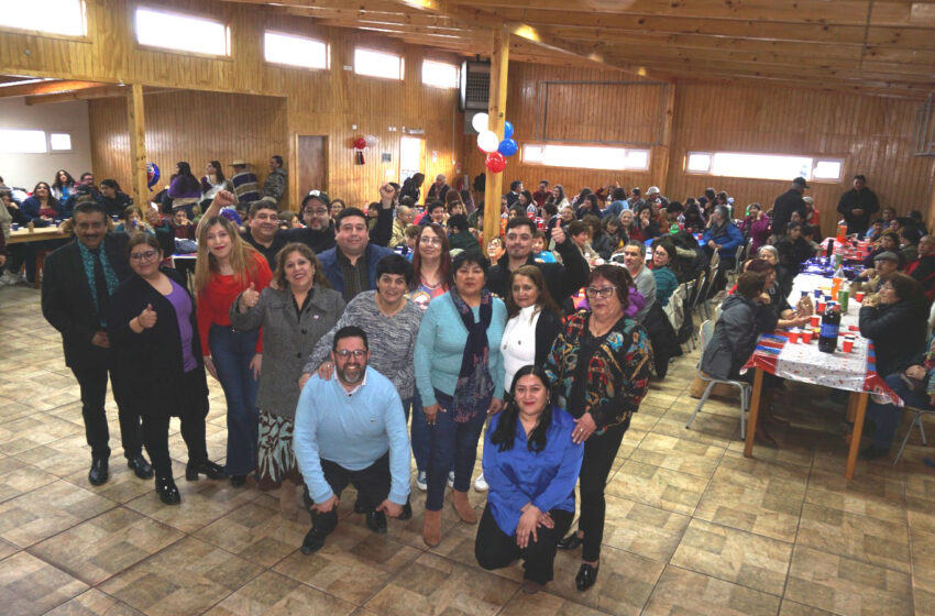  Masivo encuentro de mujeres junto al candidato Marcelo Contreras