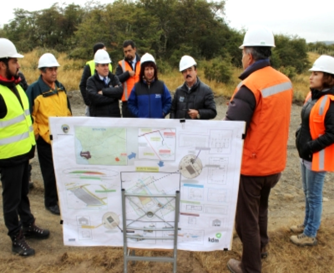 Relleno sanitario de Natales: $5.000 millones “tirados a la basura”