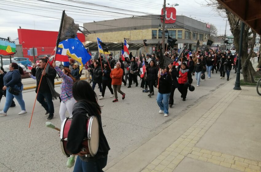  AGRUPACIONES UNIDAS POR UNA VIVIENDA DIGNA MARCHARON ESTE DOMINGO EN PUERTO NATALES